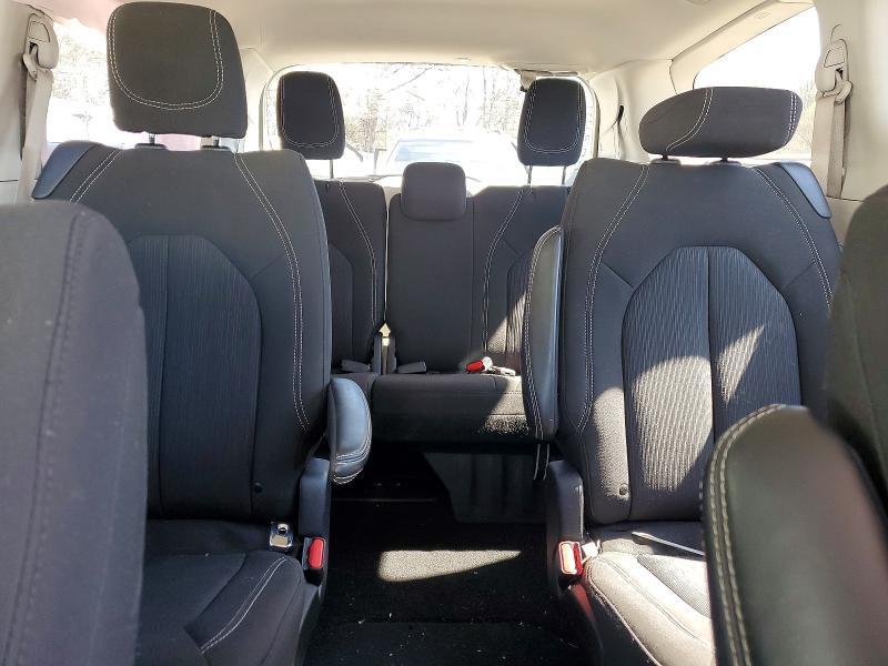 2024 Chrysler Voyager lx