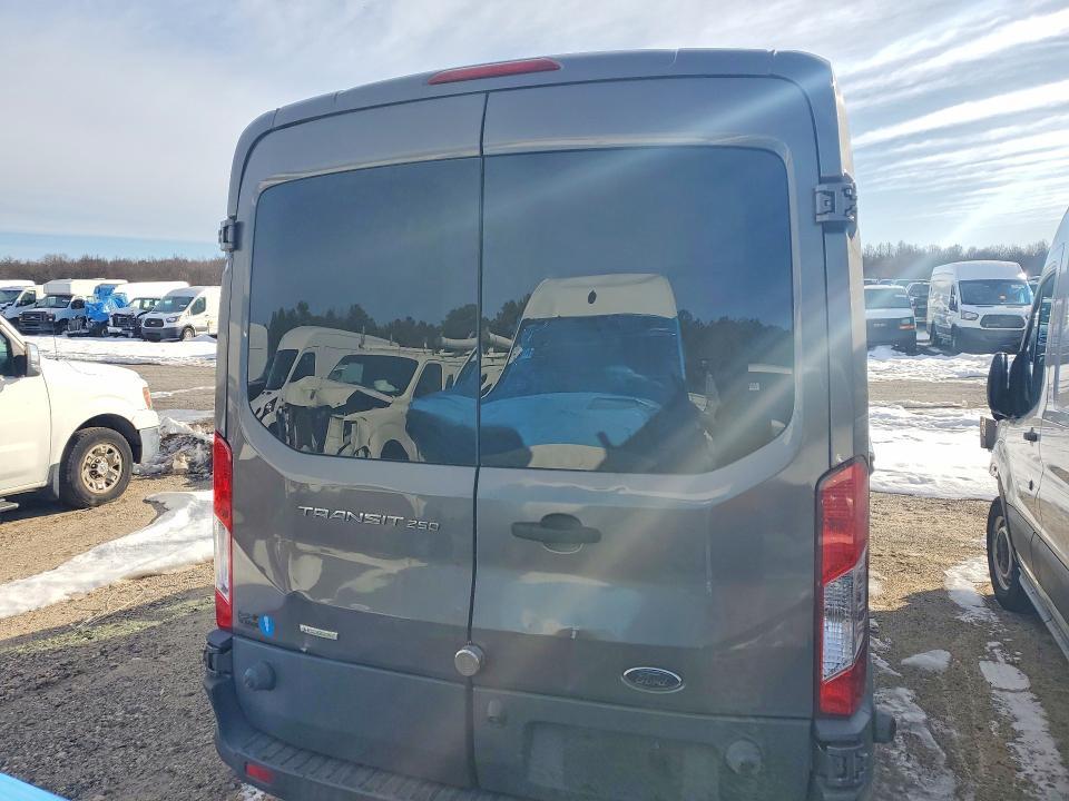 2015 Ford Transit 250 Delivery Van