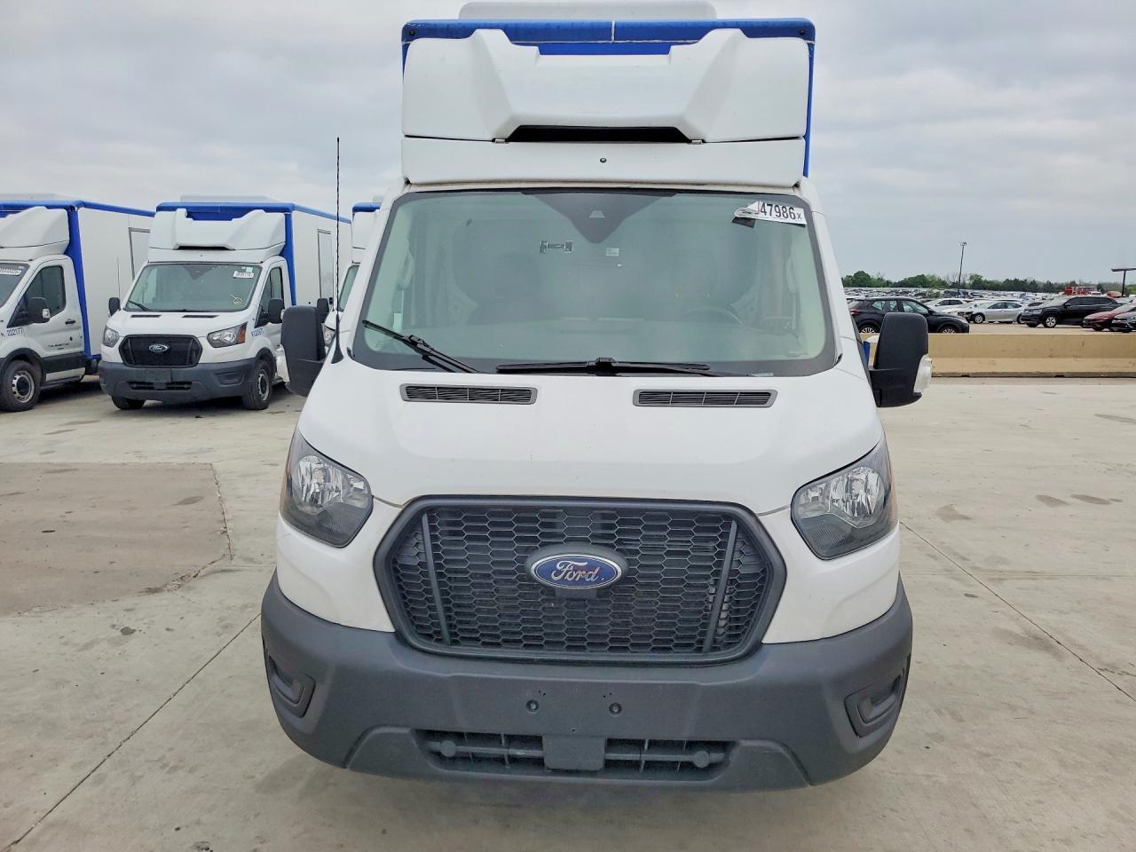 2022 Ford Transit Delivery Truck