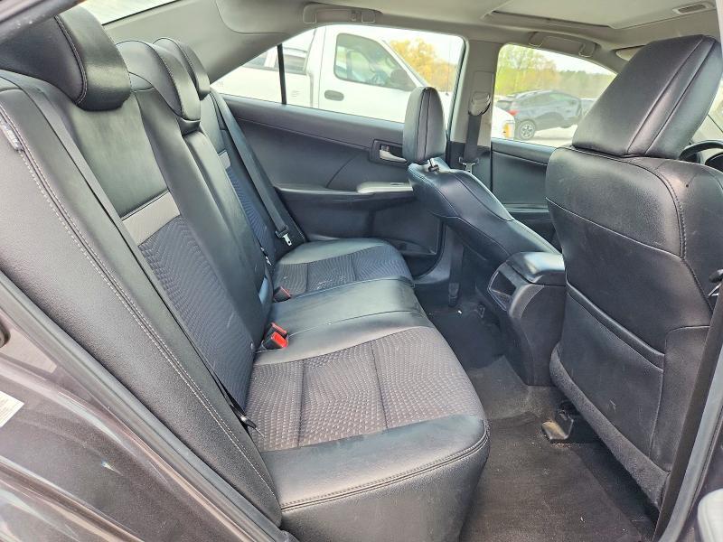 2014 Toyota Camry se