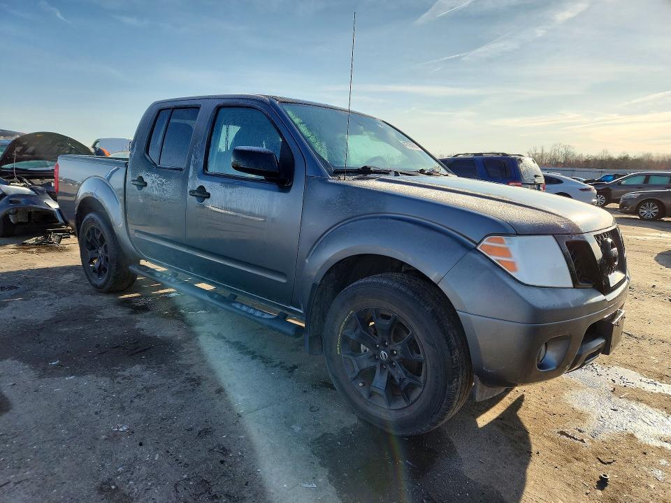 2021 Nissan Frontier SV