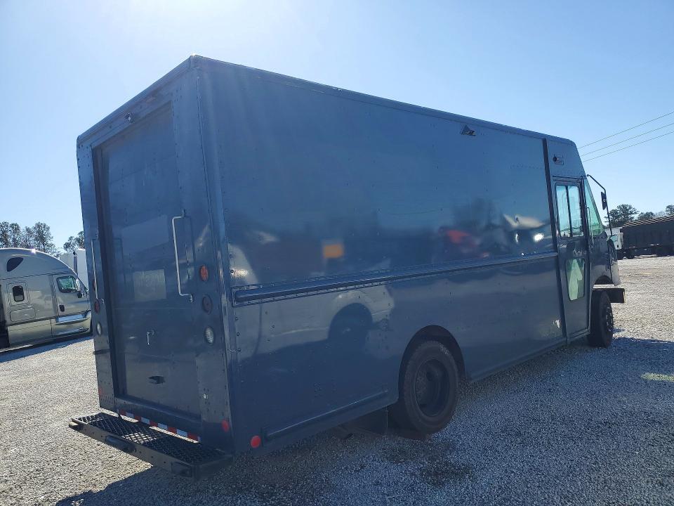 2021 Freightliner MT45G Chassis Delivery Truck