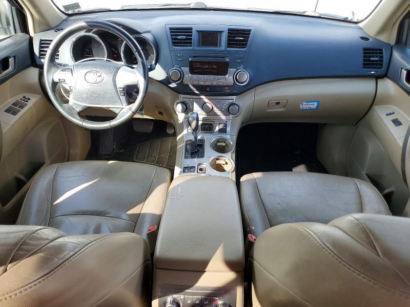 2011 Toyota Highlander se