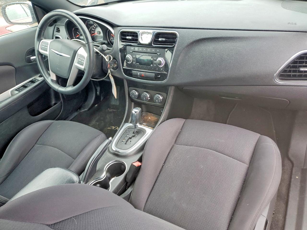 2014 Chrysler 200 Touring