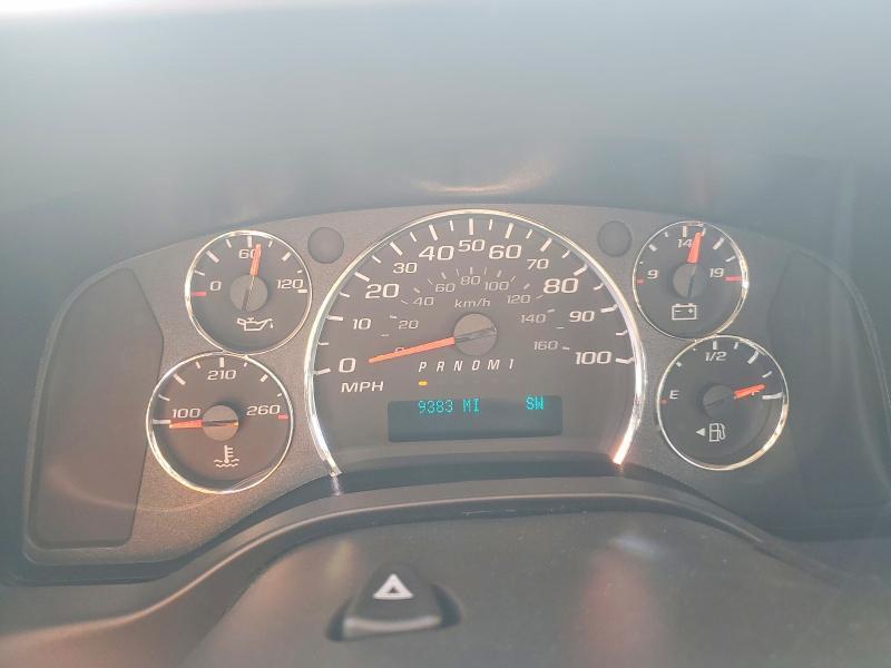 2025 Chevrolet Express G3500 LT