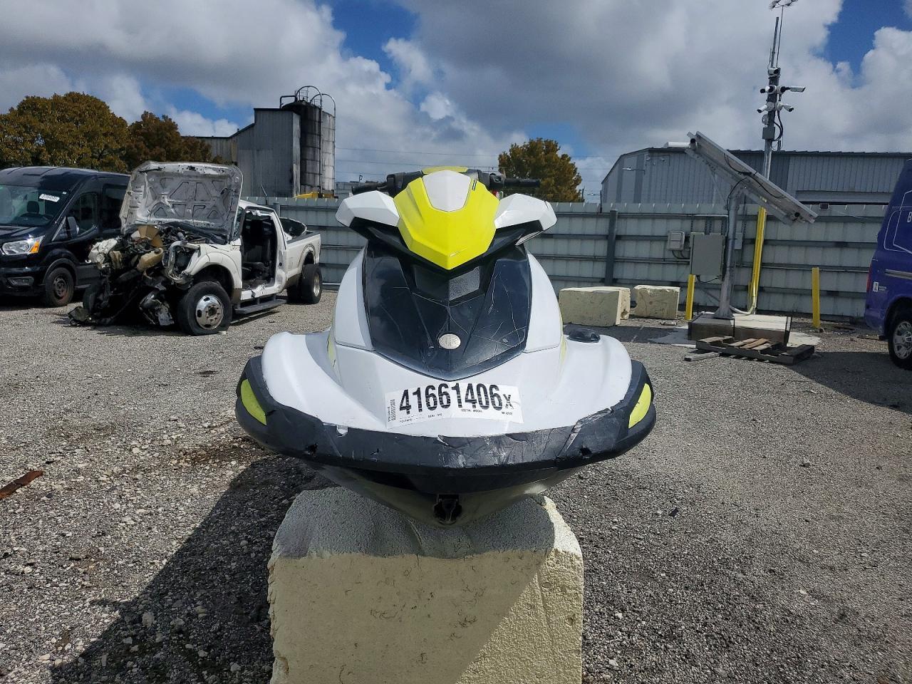 2022 YAM Yamaha VX