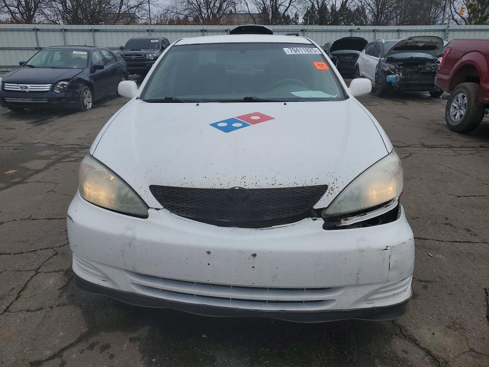 2002 Toyota Camry le