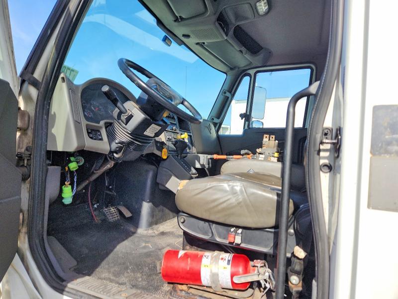 2019 International 4300 BOX Truck