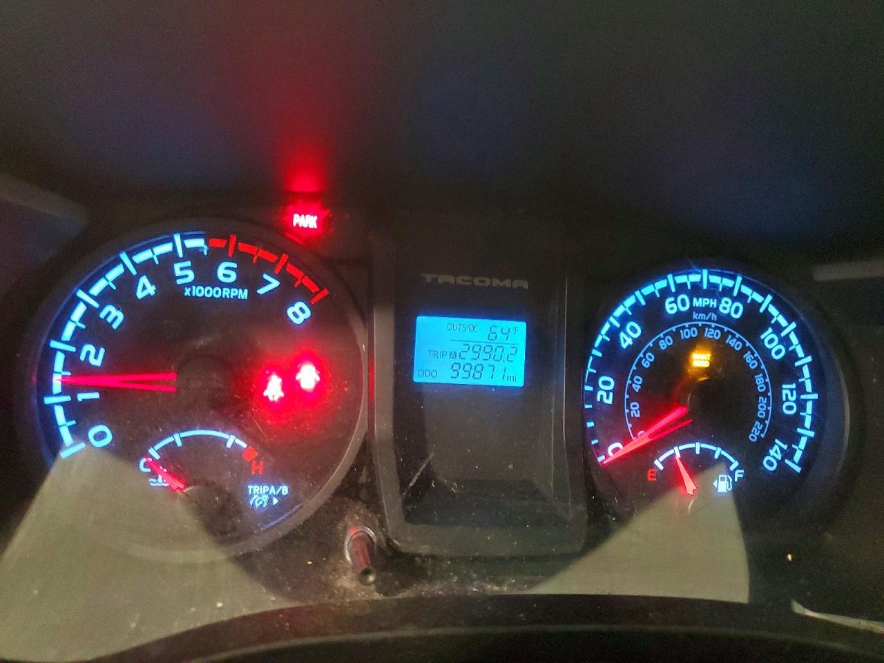 2016 Toyota Tacoma SR