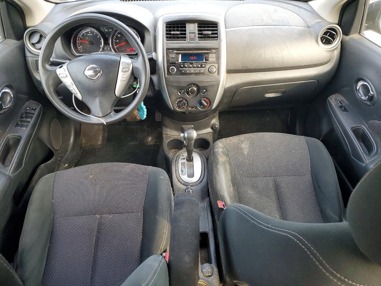 2018 Niss Versa sv