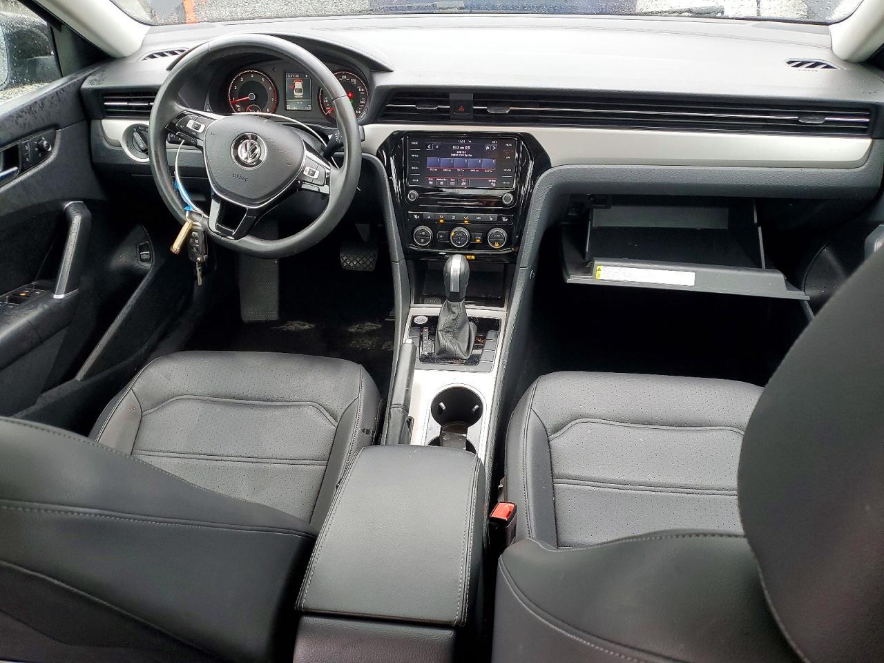 2022 Volkswagen Passat se