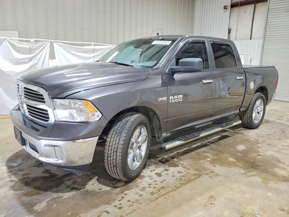 2015 Dodge Ram 1500 slt