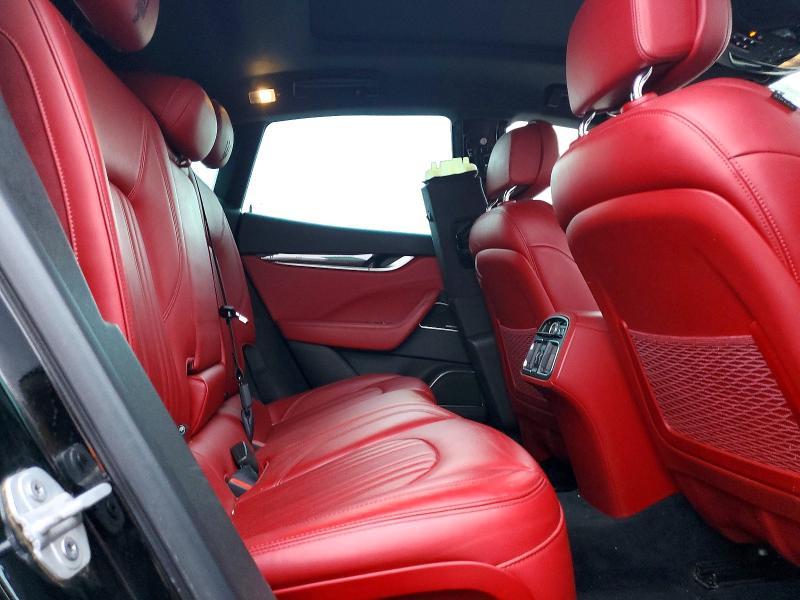 2017 Maserati Levante s Sport
