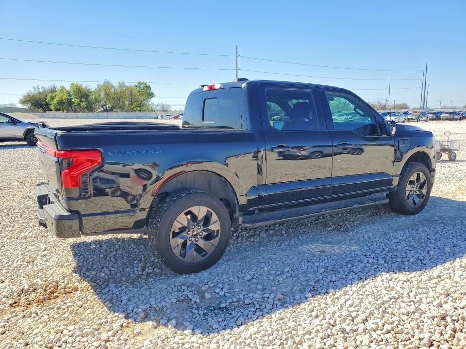 2023 Ford F150 Lightning PRO