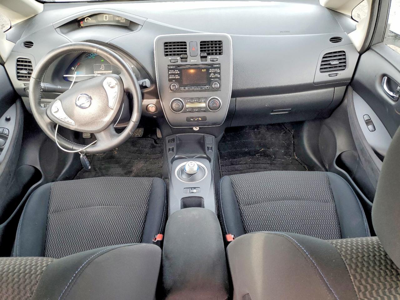 2015 Nissan Leaf s