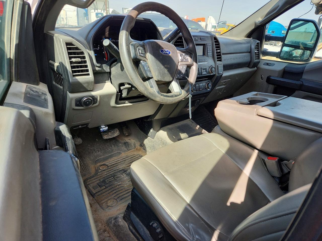 2017 Ford F550 Super Duty Utility / Service Truck