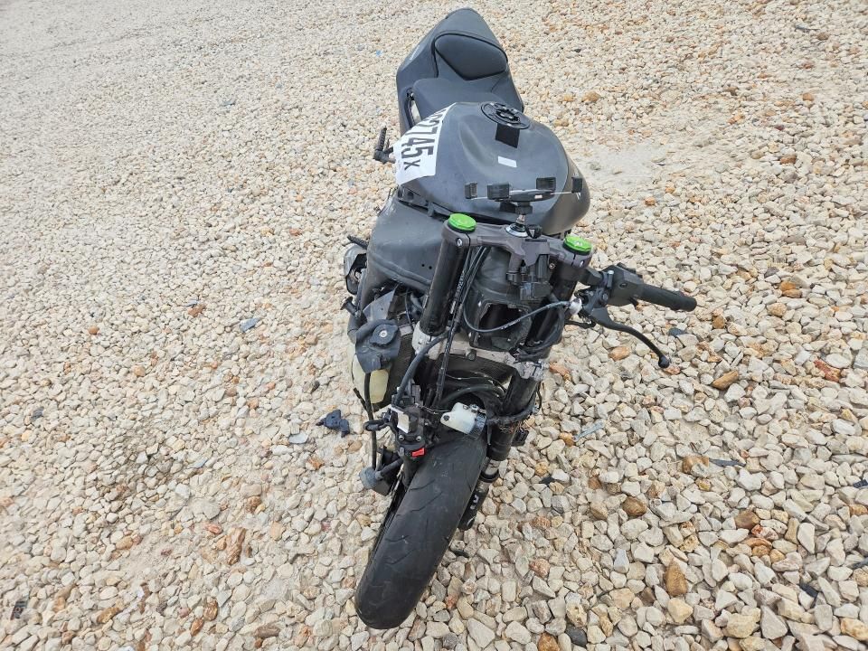 2015 Kawasaki ZX636 E