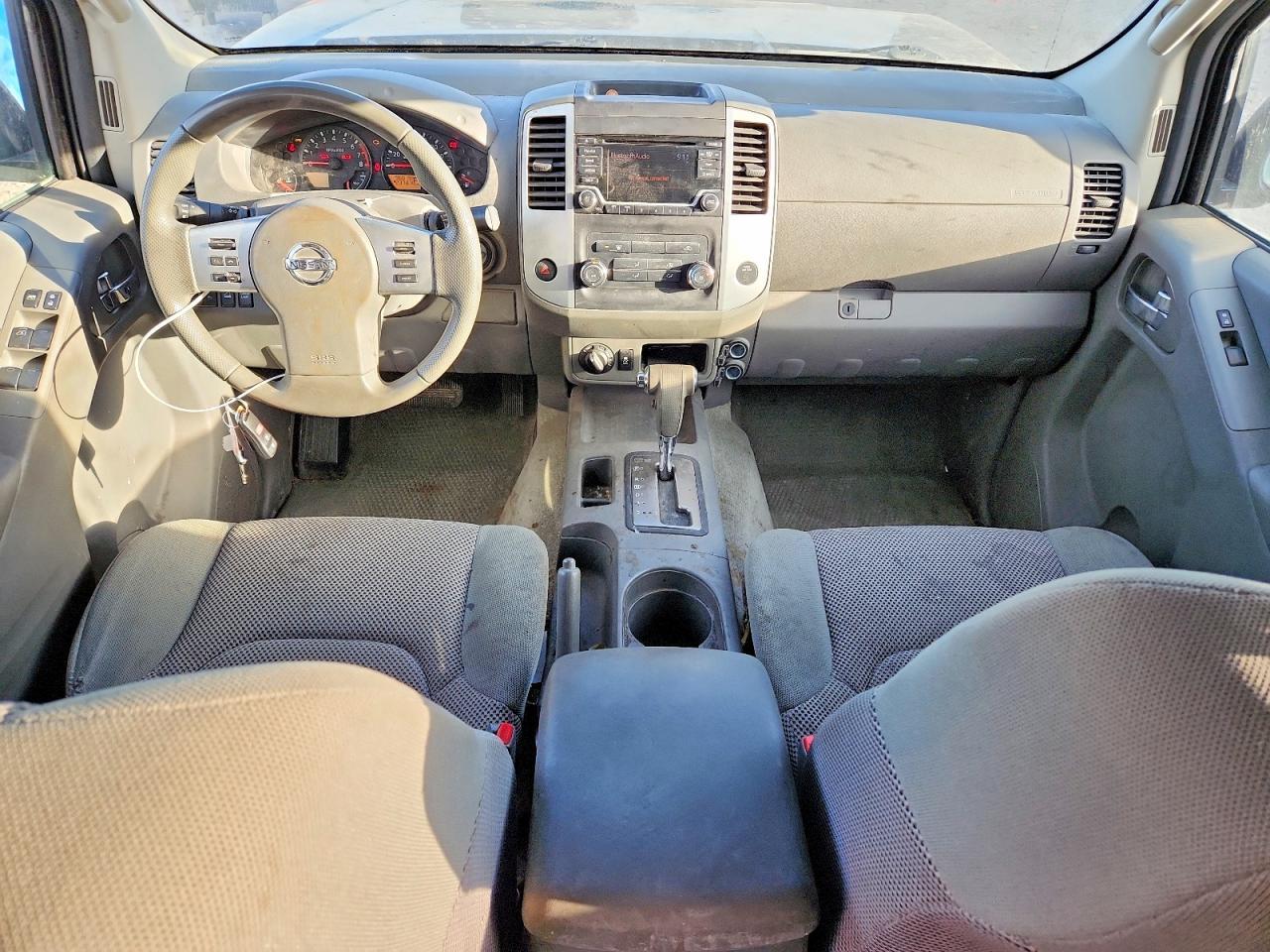 2016 Nissan Frontier SV