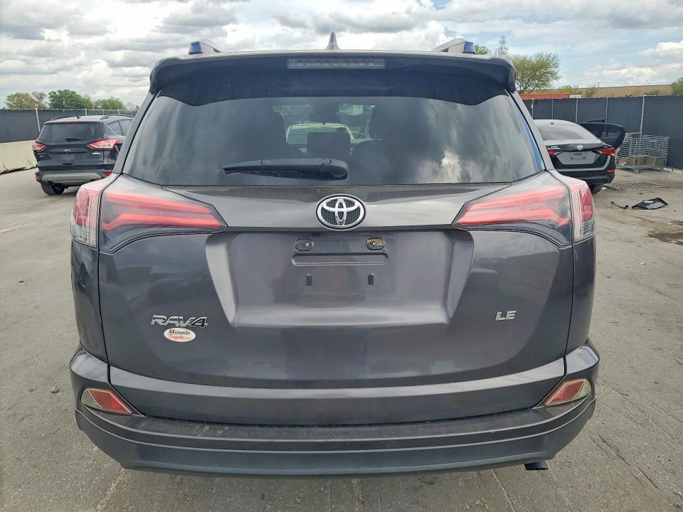 2018 Toyota Rav4 le