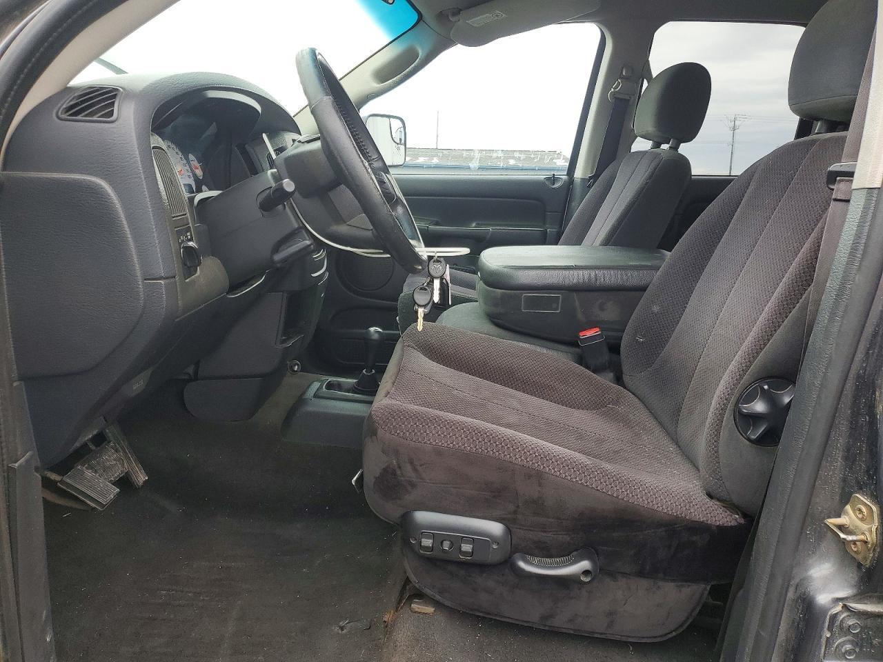 2004 Dodge RAM 2500 ST