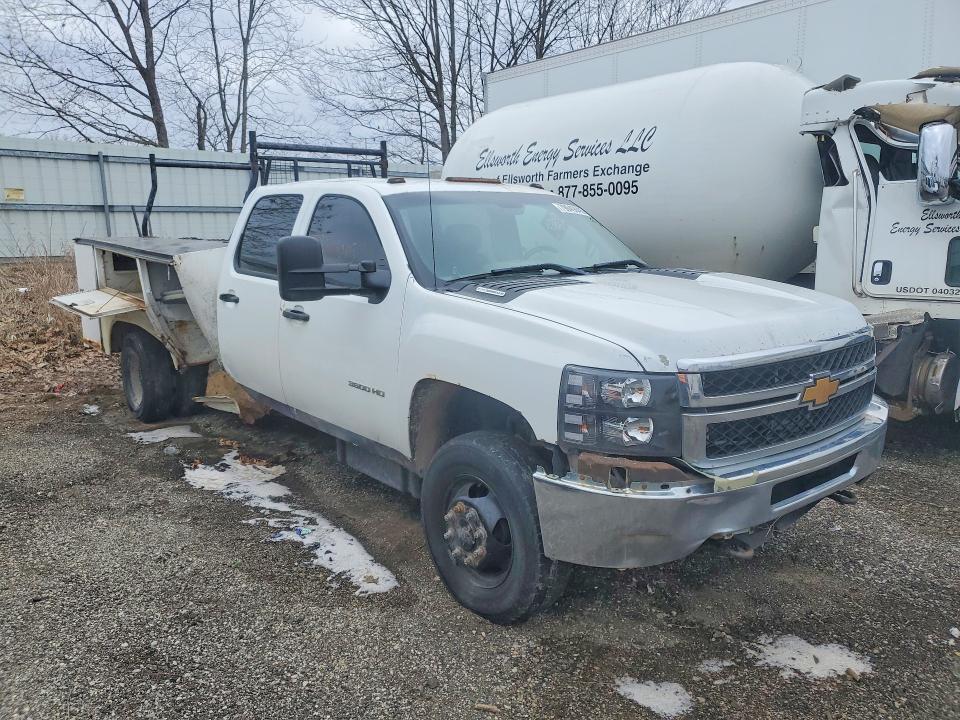 2013 Chevrolet Silverado Utility / Service Truck