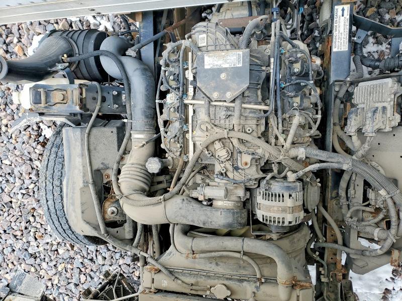 2016 Isuzu NPR BOX Truck