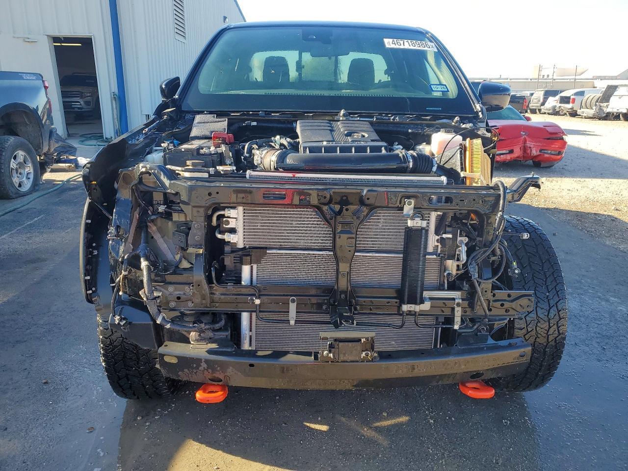 2024 Nissan Frontier PRO-X