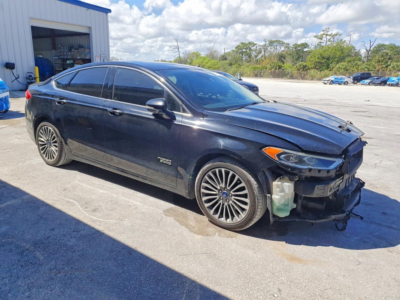 2017 Ford Fusion Titanium Phev