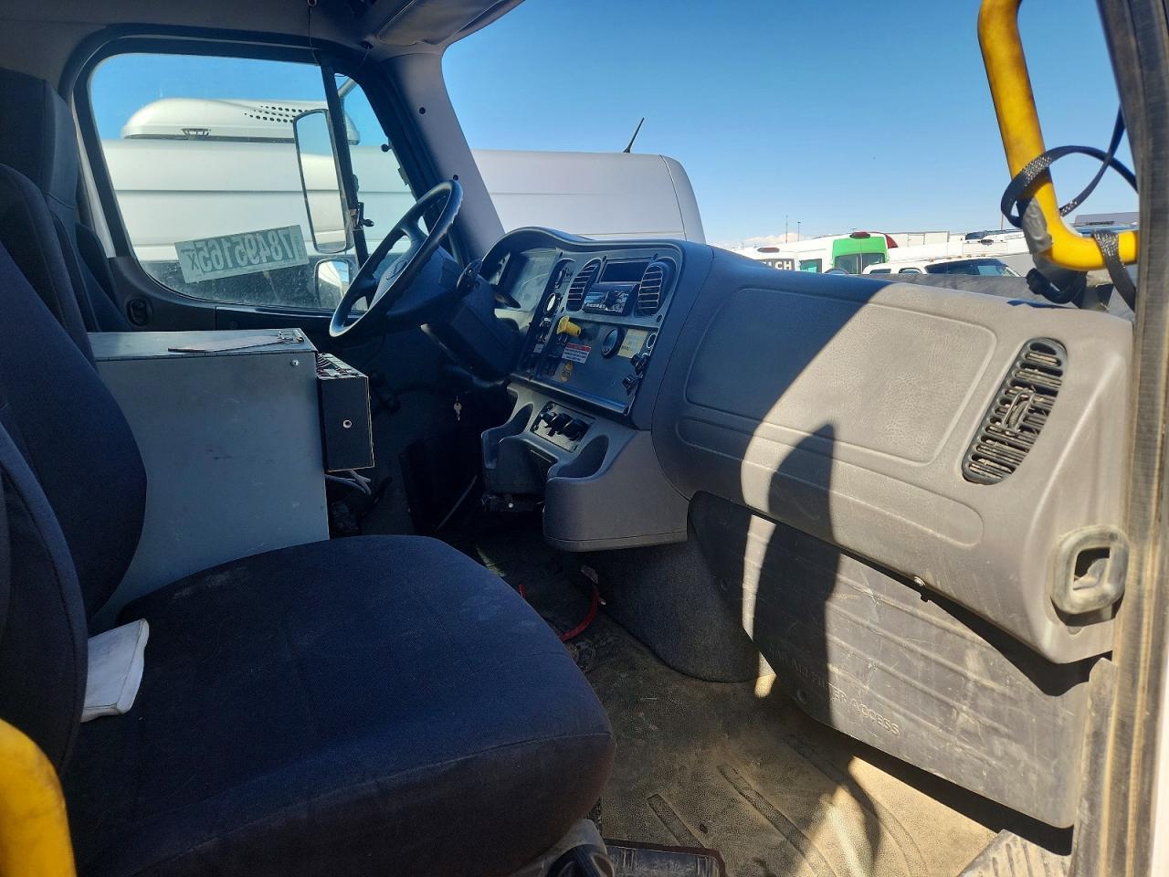 2021 Freigliner 114SD