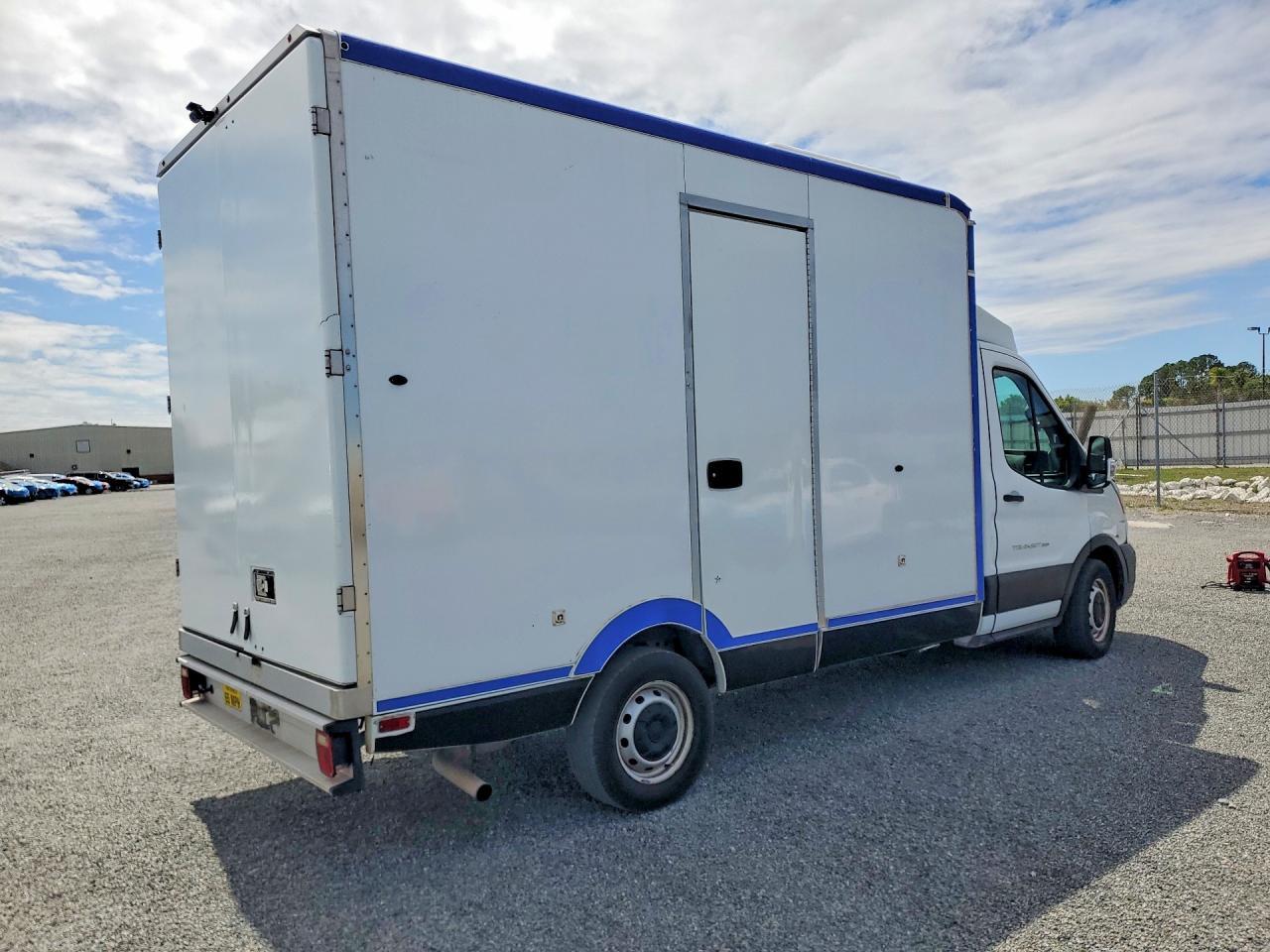 2020 Ford Transit Refrigerated BOX Truck