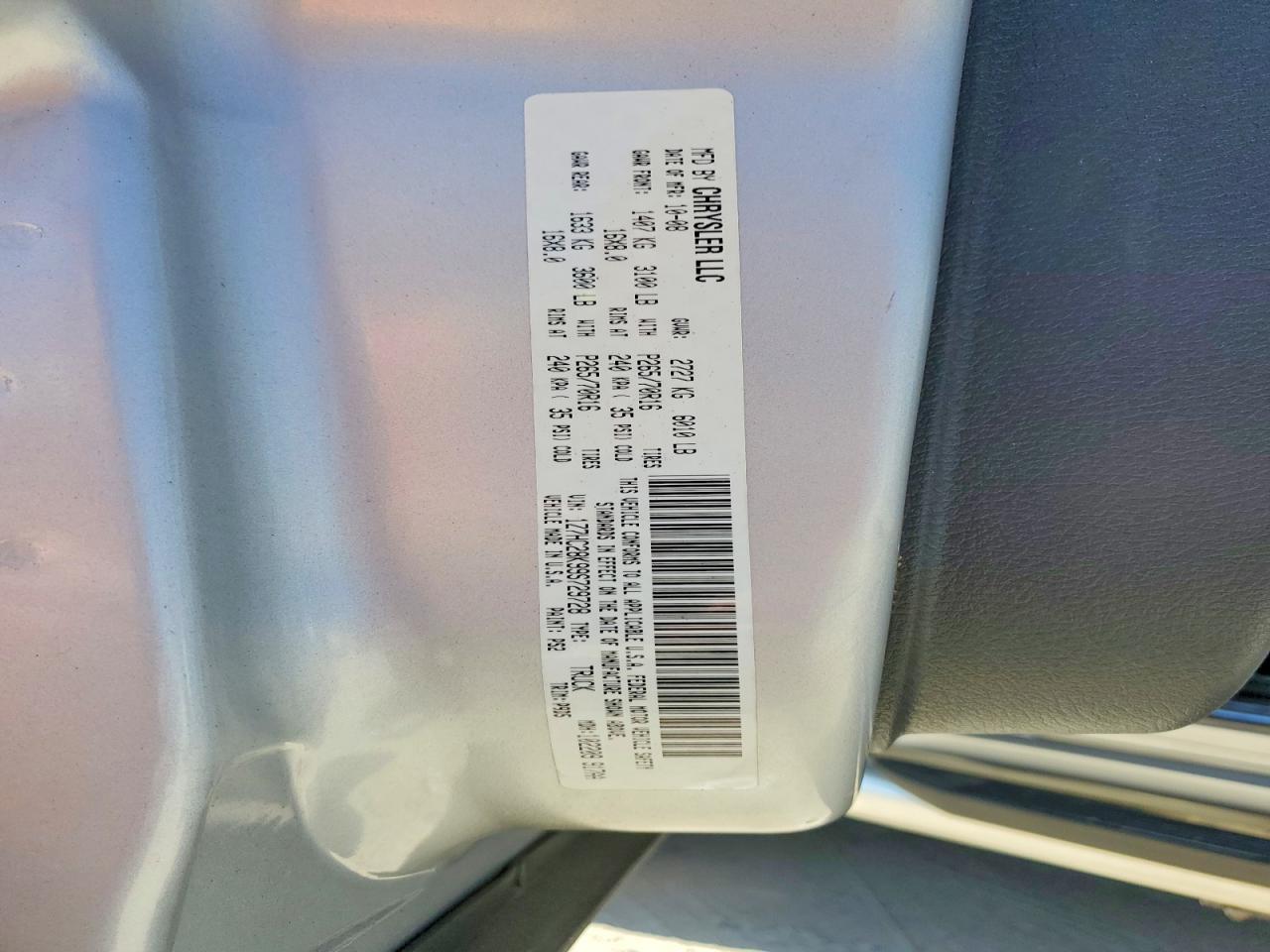 2009 Mitsubishi Raider LS