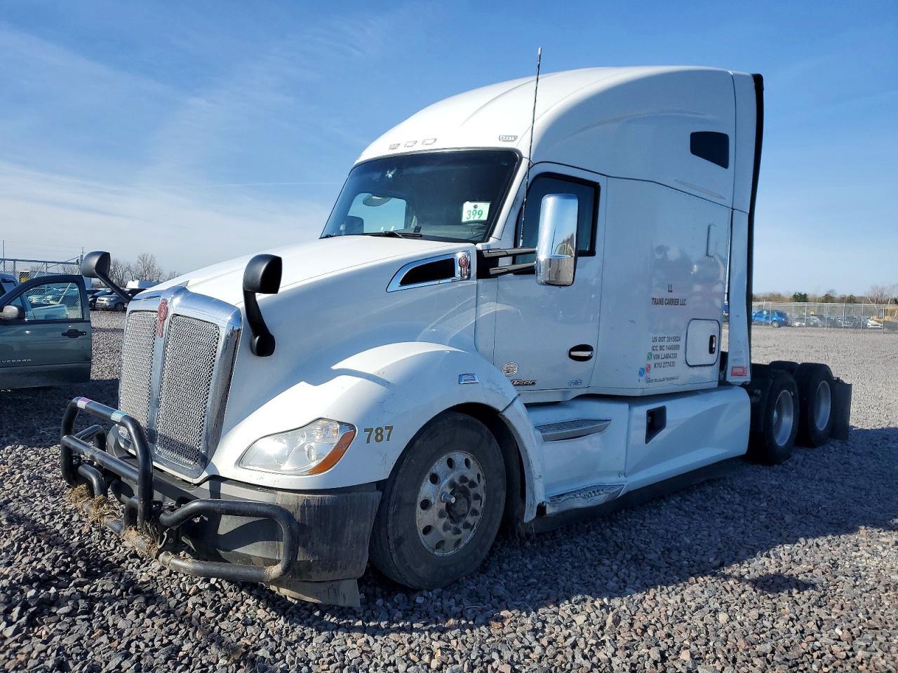 2020 Kenworth Construction T680