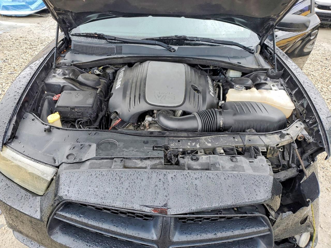 2011 Dodge Charger r