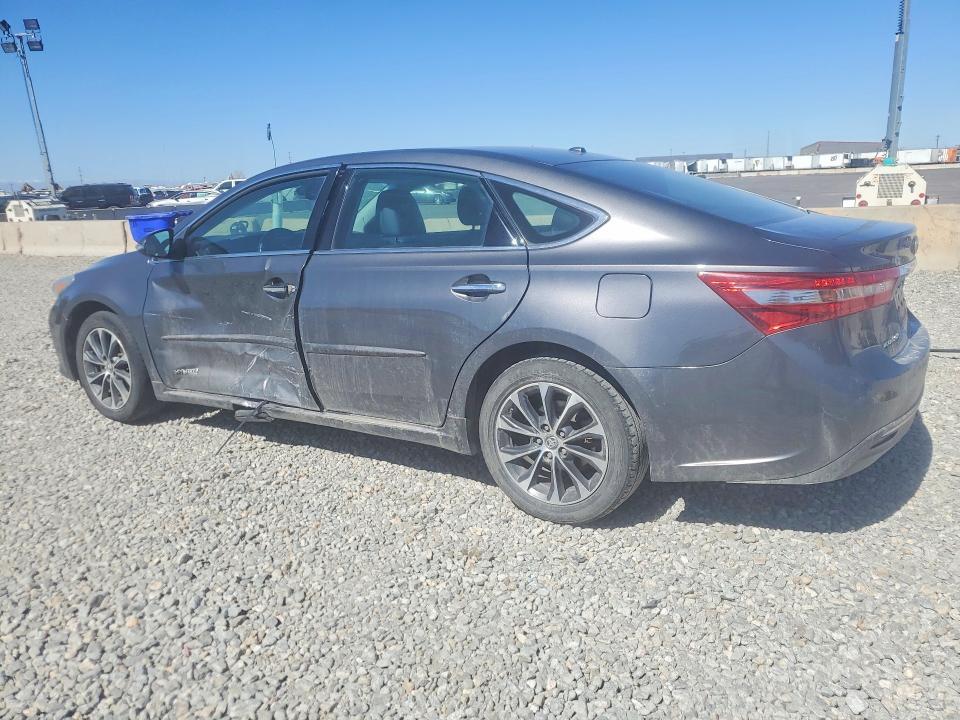 2018 Toyota Avalon Hybrid xle Premium