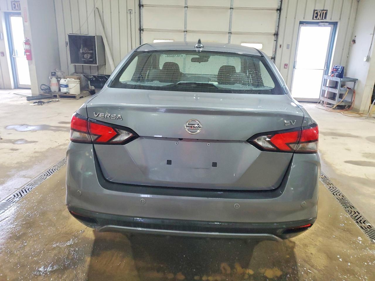 2020 Nissan Versa sv