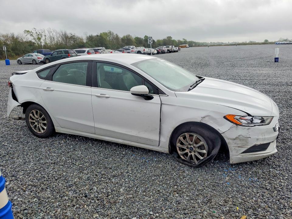 2017 Ford Fusion s