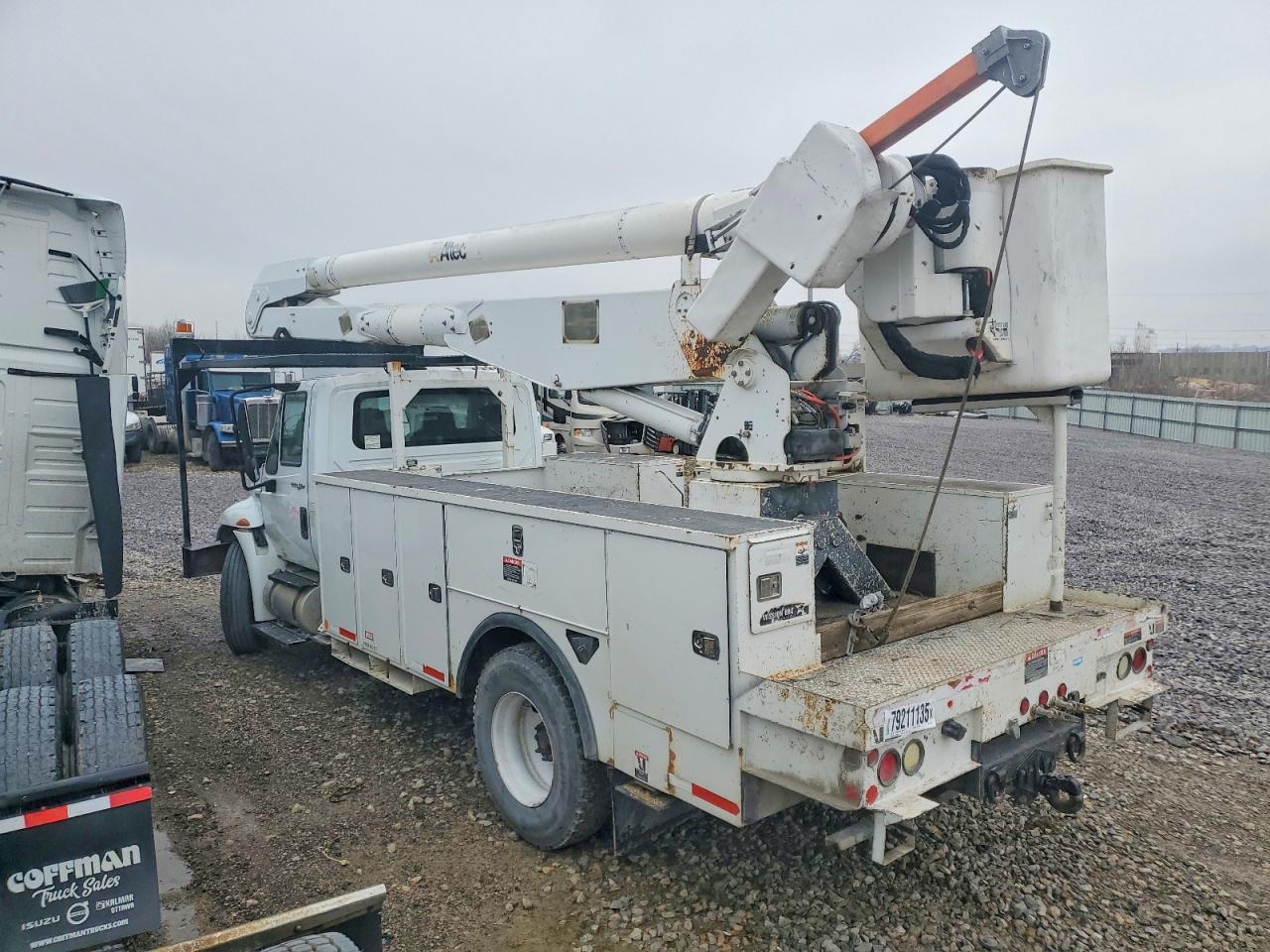 2013 International 4300 Bucket Truck