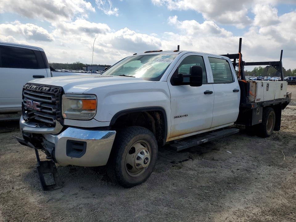2016 GMC Sierra Flatbed Truck