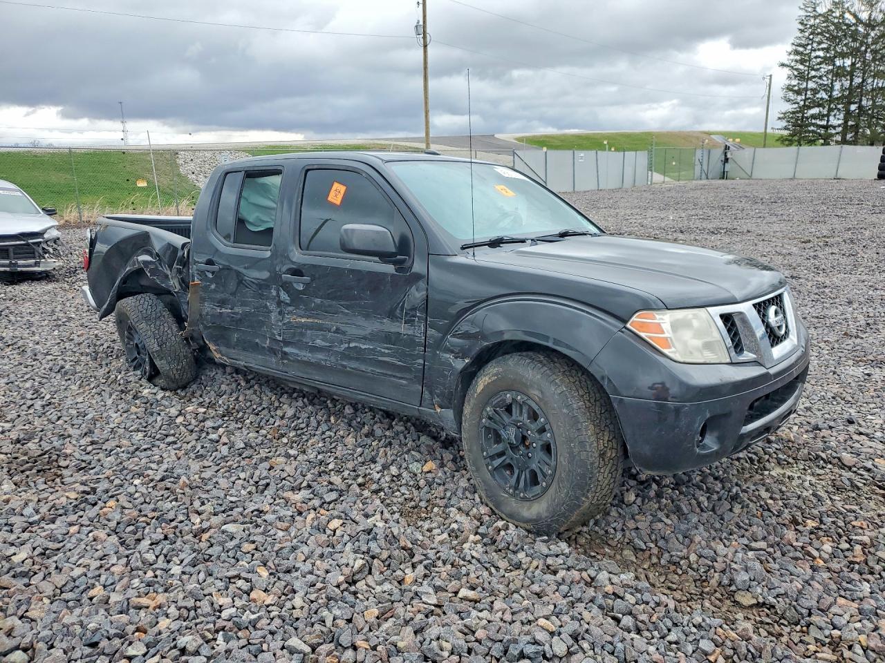2016 Nissan Frontier SV