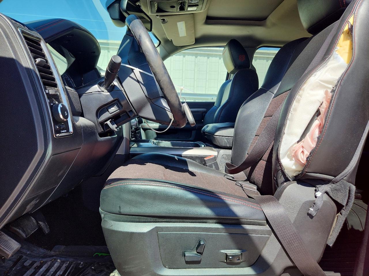 2016 Dodge RAM 1500 Sport