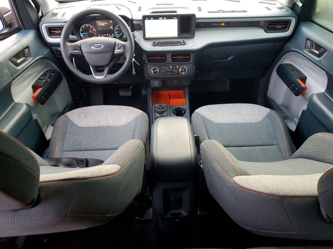 2023 Ford Maverick XL