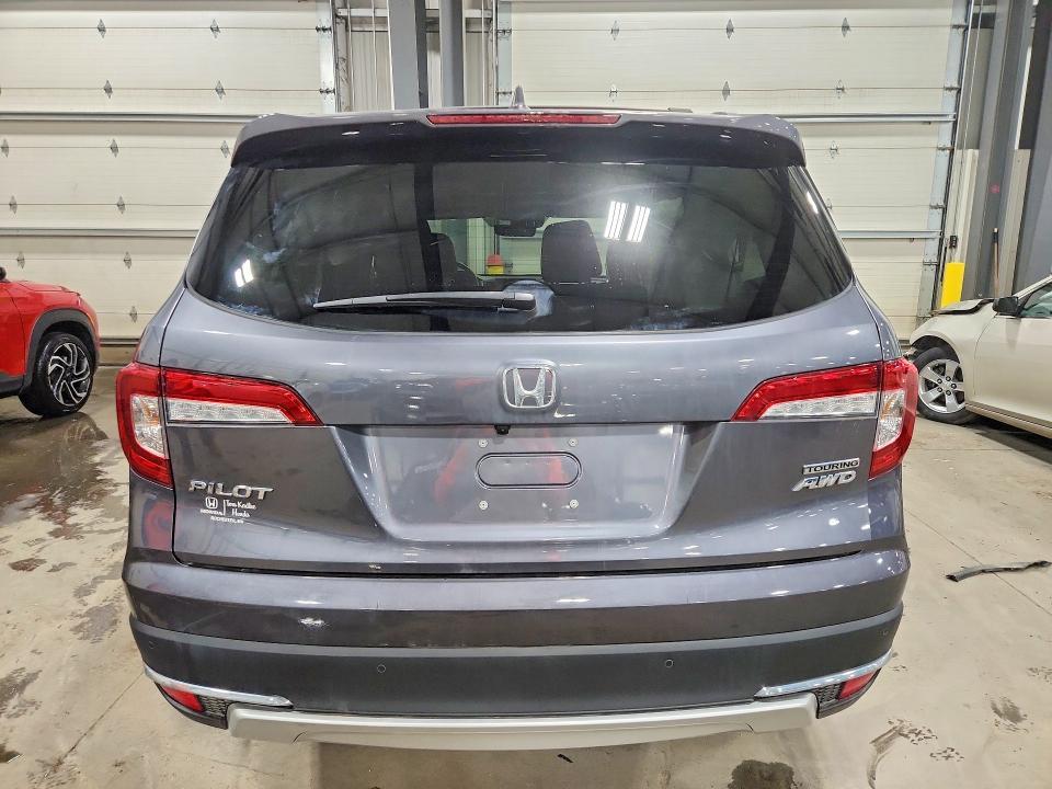 2022 Honda Pilot Touring