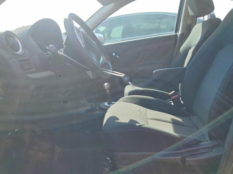 2019 Nissan Versa sv