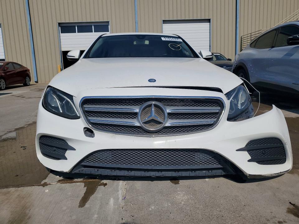 2017 Mercedes-Benz E 300