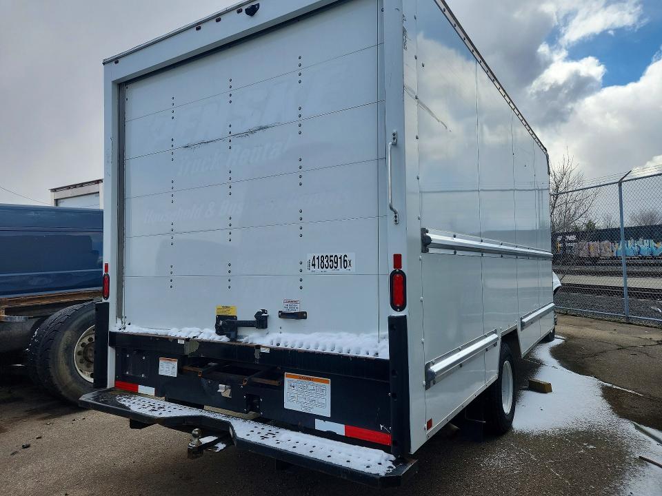 2022 GMC Savana BOX Truck