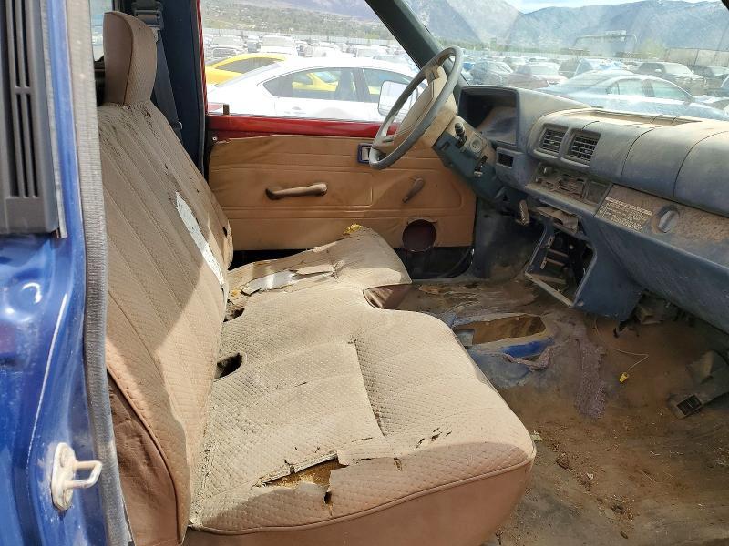 1987 Toyota Pickup Deluxe