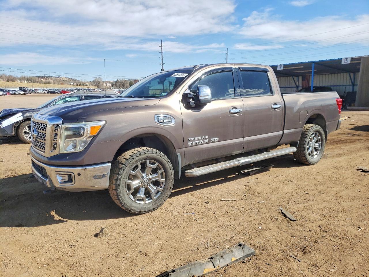 2017 Nissan Titan XD SL