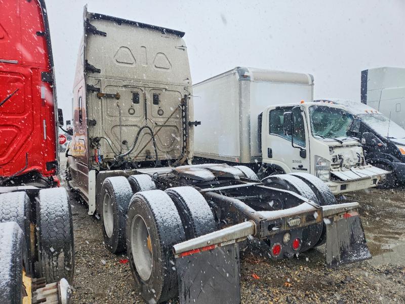 2016 Freightliner Cascadia 125 Semi Truck