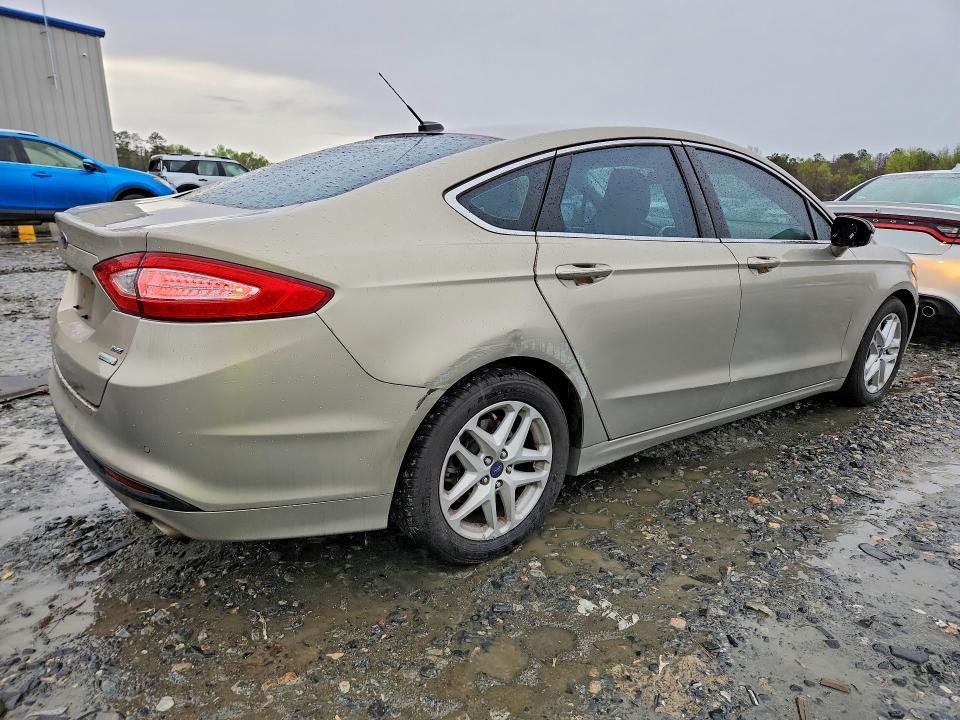 2015 Ford Fusion se