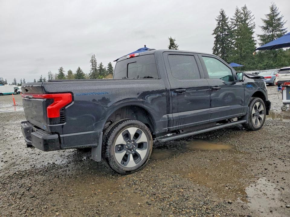 2025 Ford F150 Lightning Platinum